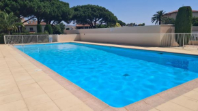 T2 dans une jolie résidence arborée de FRÉJUS